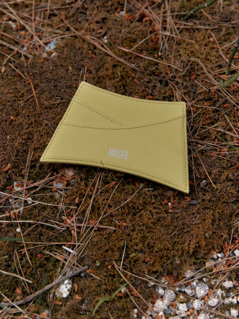 KLIMT Curved Silhouette Card Wallet_Yellow